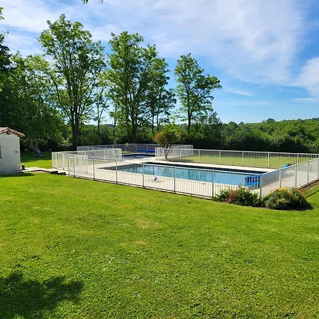 Les Glycines Ronsenac (Charente)